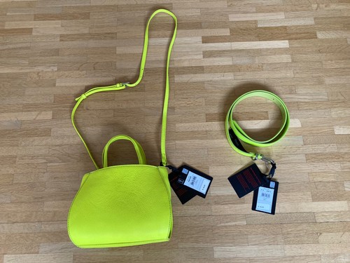 Tasche und gürtel - und, von